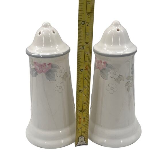 Pfaltzgraff Wyndham Salt And Pepper Shakers Floral Vintage Cottage Core Duo - Picture 4 of 10